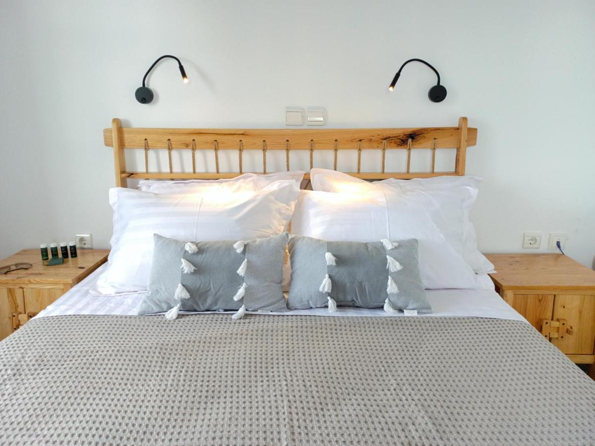 Sea Lilies Suites Pláka Eksteriør bilde