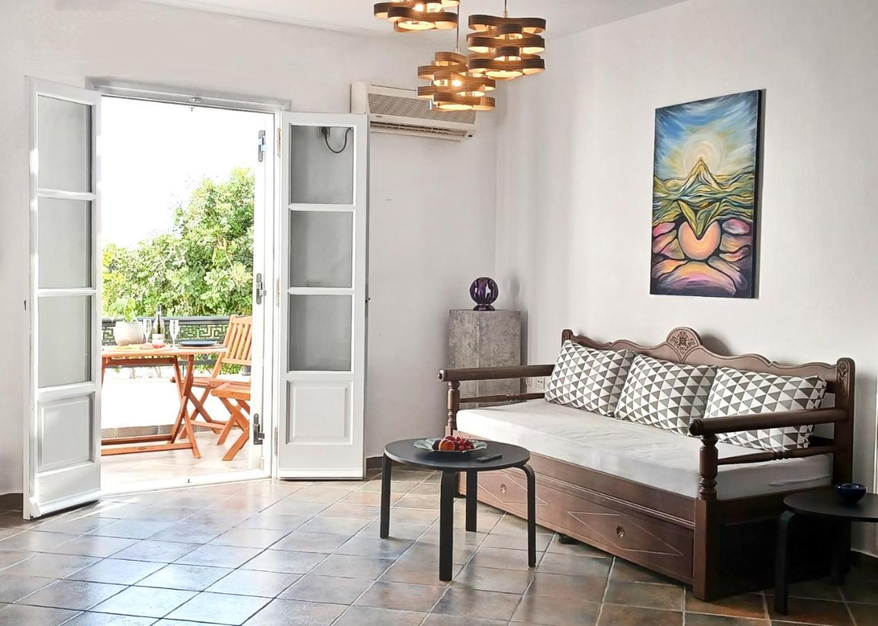 Sea Lilies Suites Pláka Eksteriør bilde