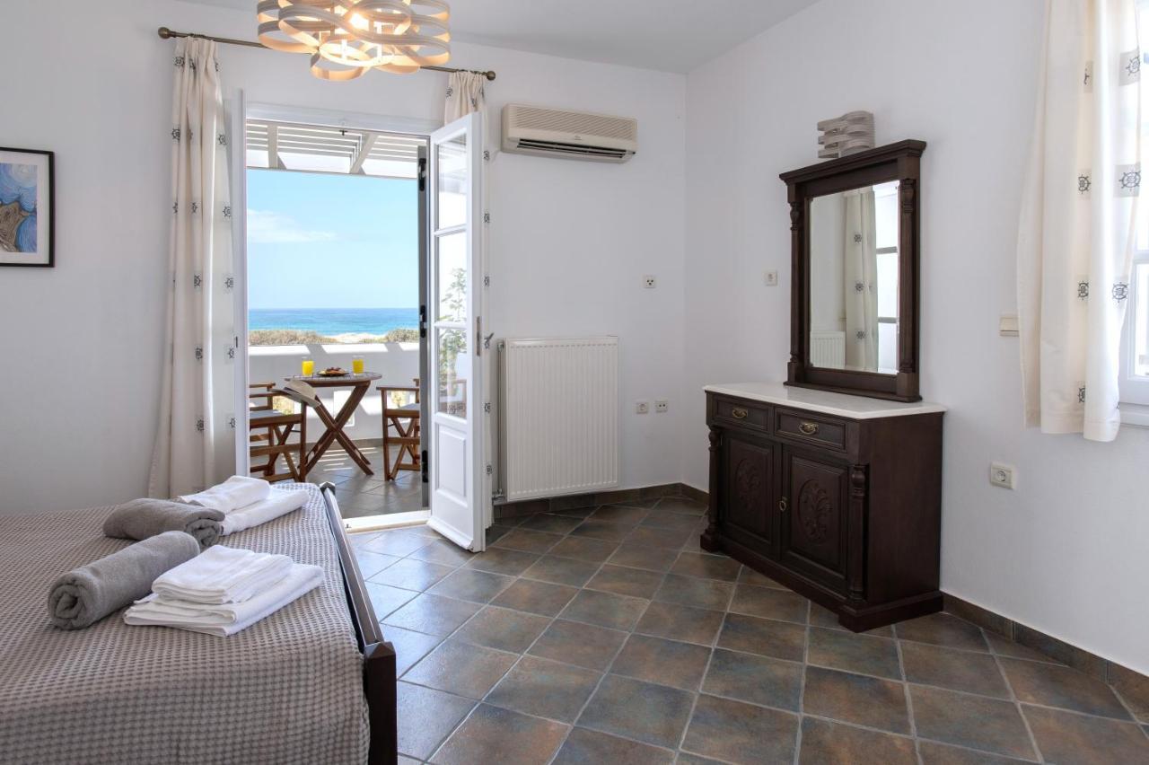Sea Lilies Suites Pláka Eksteriør bilde