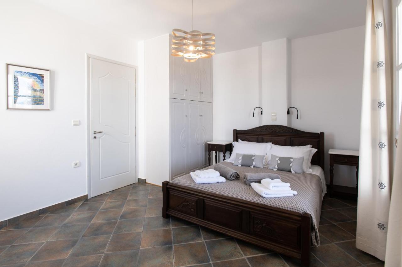 Sea Lilies Suites Pláka Eksteriør bilde