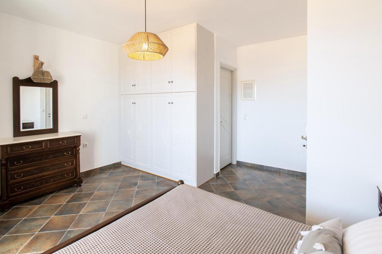 Sea Lilies Suites Pláka Eksteriør bilde