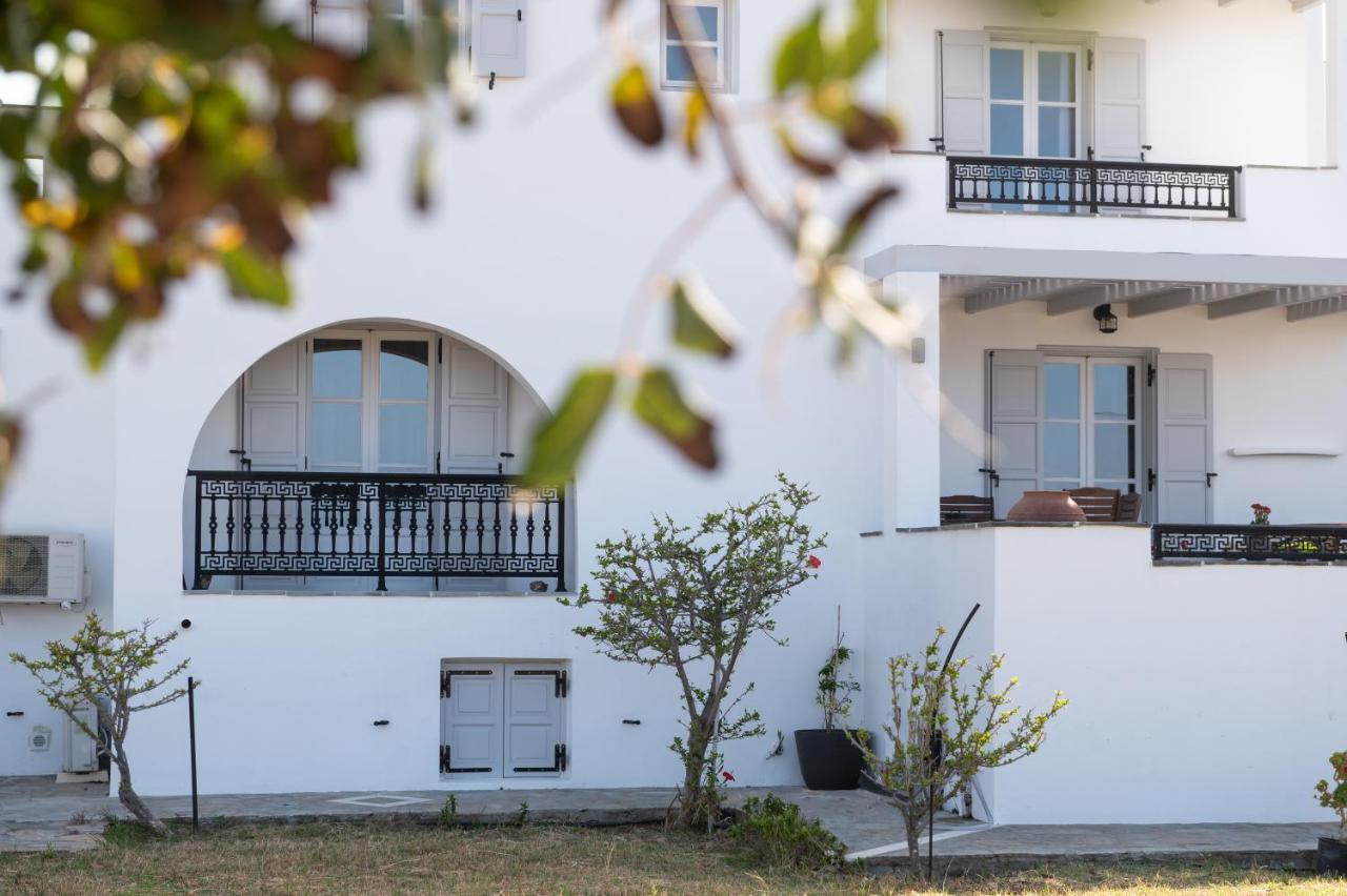 Sea Lilies Suites Pláka Eksteriør bilde